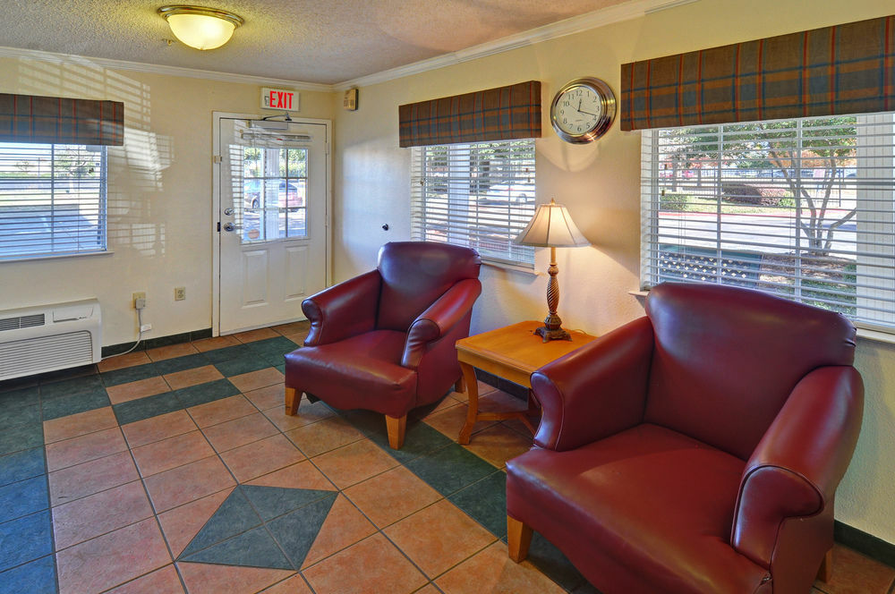 Intown Suites Extended Stay Dallas Tx - Garland Eksteriør billede